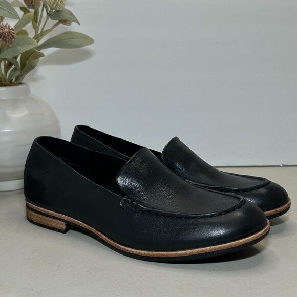 Kork-Ease Meg Moc Toe Flat Loafer Slip On Leather Black Women's 6.5 M NWOB